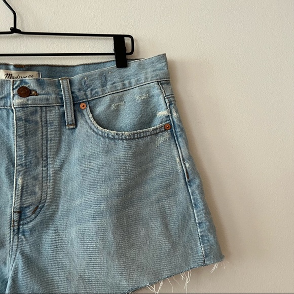 Madewell Relaxed Denim Cutoff Shorts - Picture 2 of 7